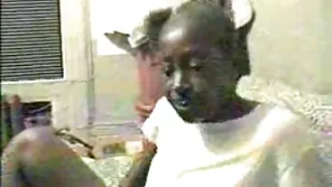 Hồ Bơi clip sex truc tuyen Bo Arru