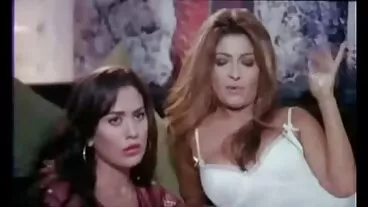 Cô gái phim séc online tóc vàng trưởng thành solo thủ dâm vớ boobs lớn